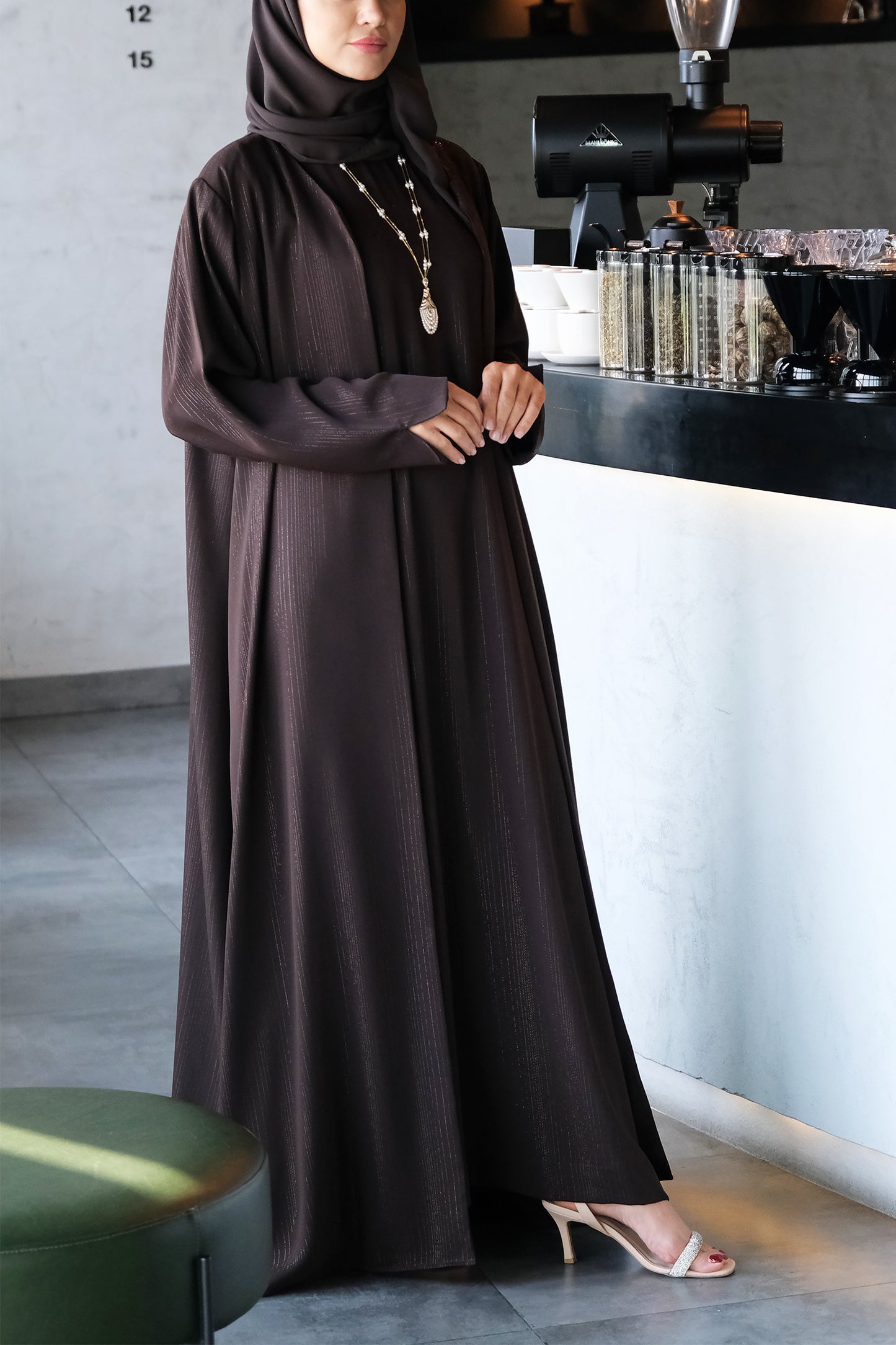 Basic Abaya - Brown